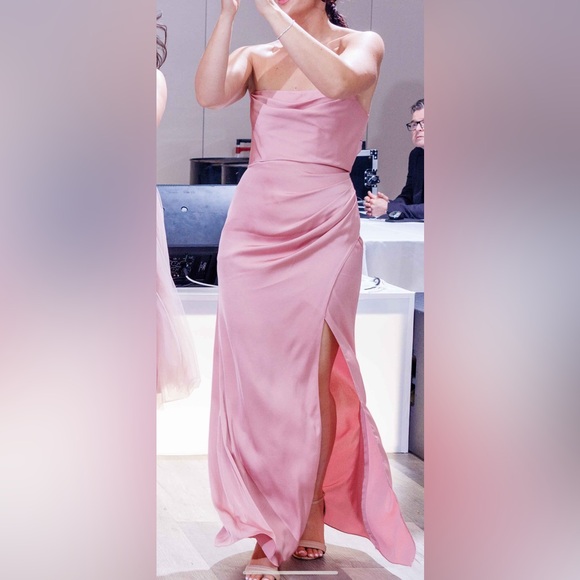 Pink Evening Wear Dress - Picture 3 of 3